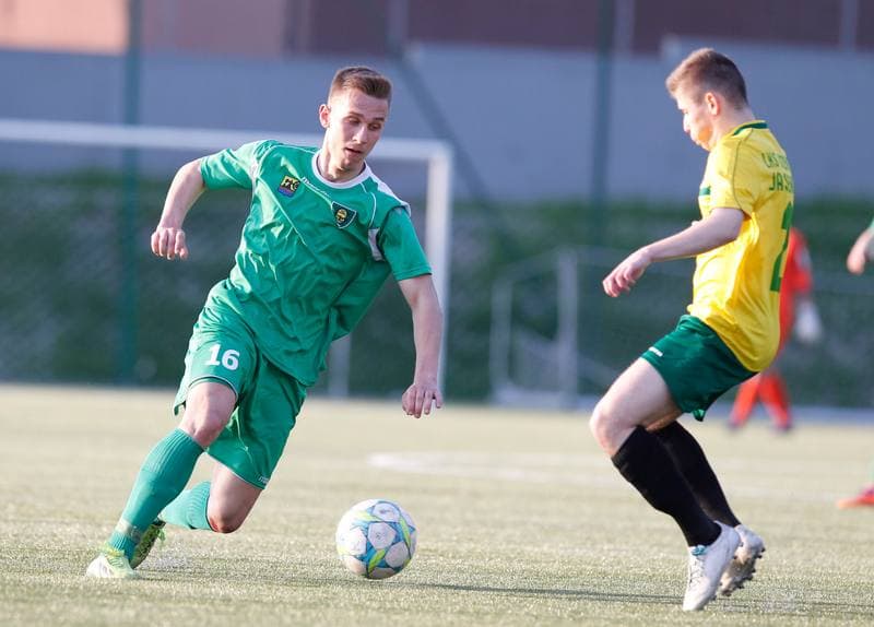 Football. IV Liga. GKS II Katowice - Drzewiarz Jasienica. 07.04.2014