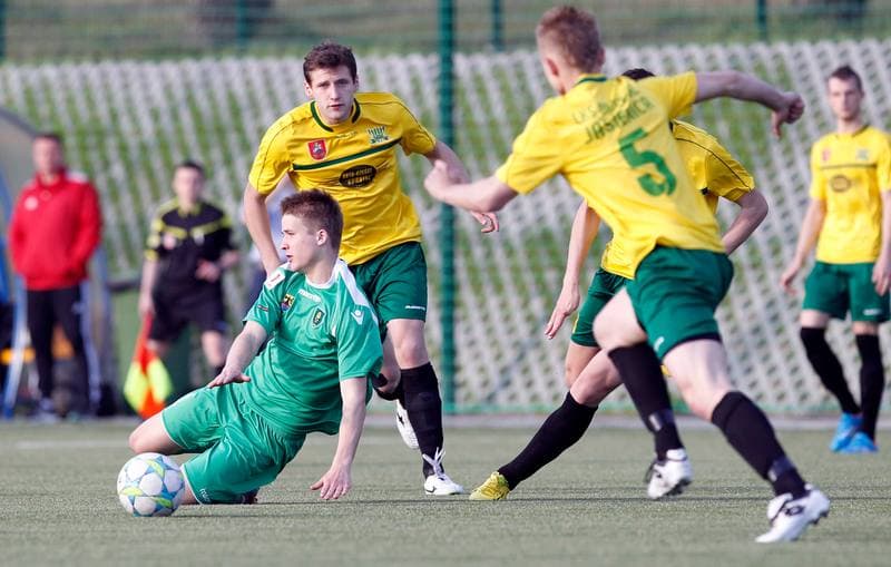 Football. IV Liga. GKS II Katowice - Drzewiarz Jasienica. 07.04.2014