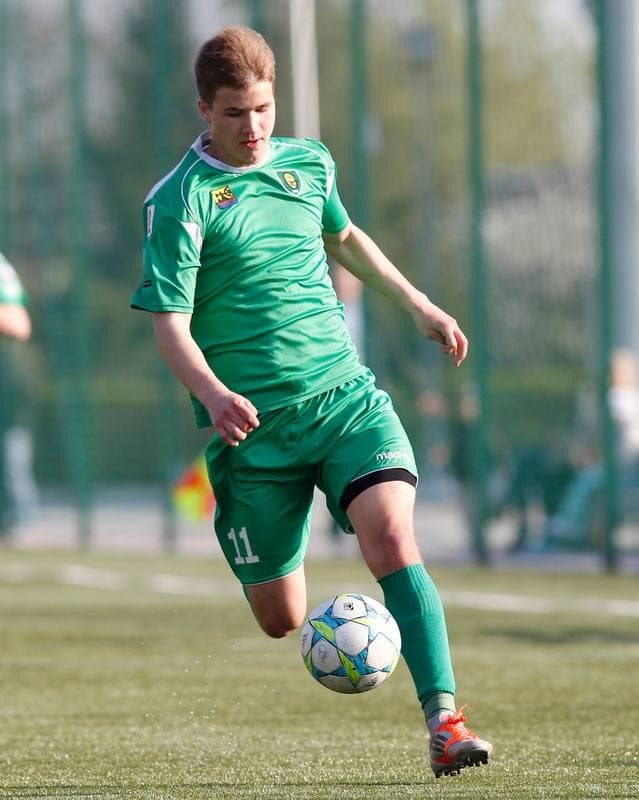 Football. IV Liga. GKS II Katowice - Drzewiarz Jasienica. 07.04.2014