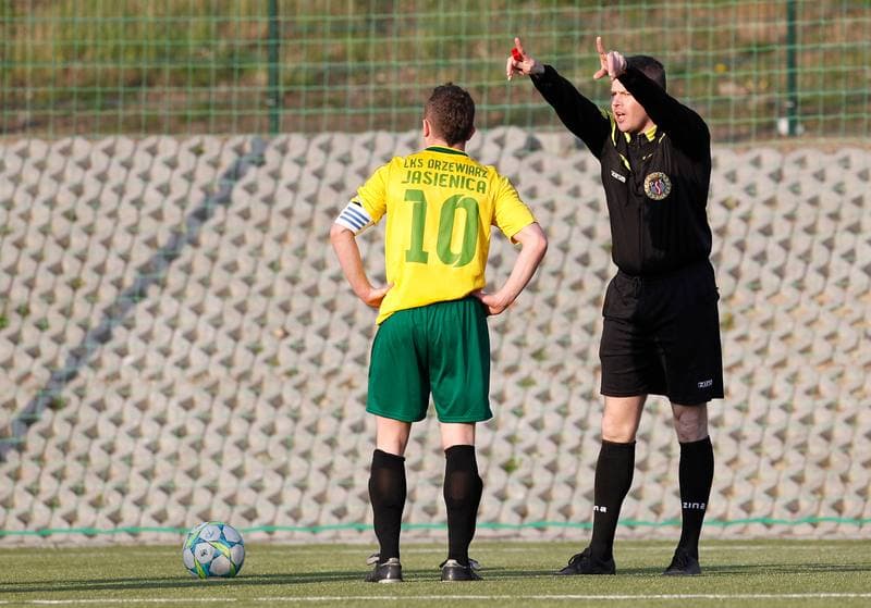 Football. IV Liga. GKS II Katowice - Drzewiarz Jasienica. 07.04.2014
