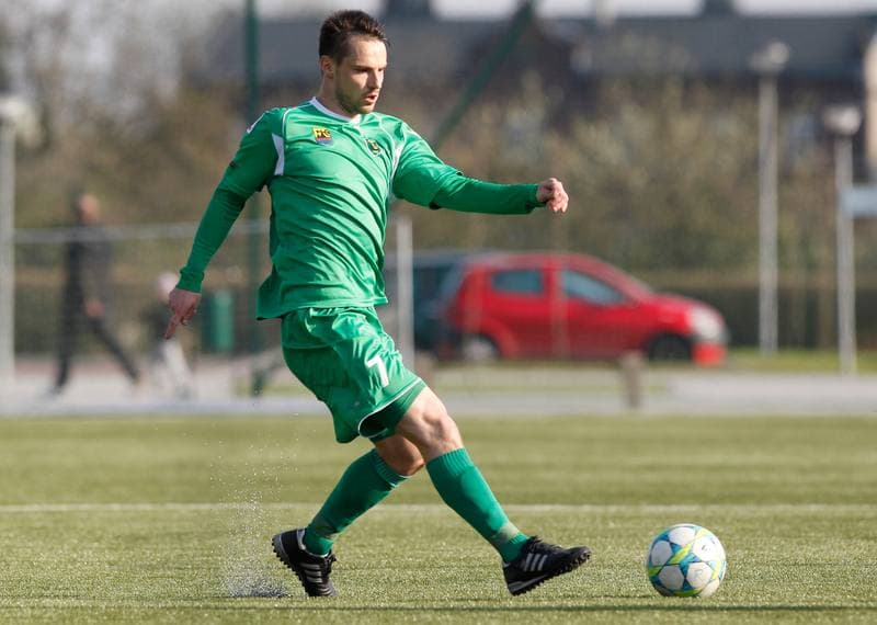 Football. IV Liga. GKS II Katowice - Drzewiarz Jasienica. 07.04.2014