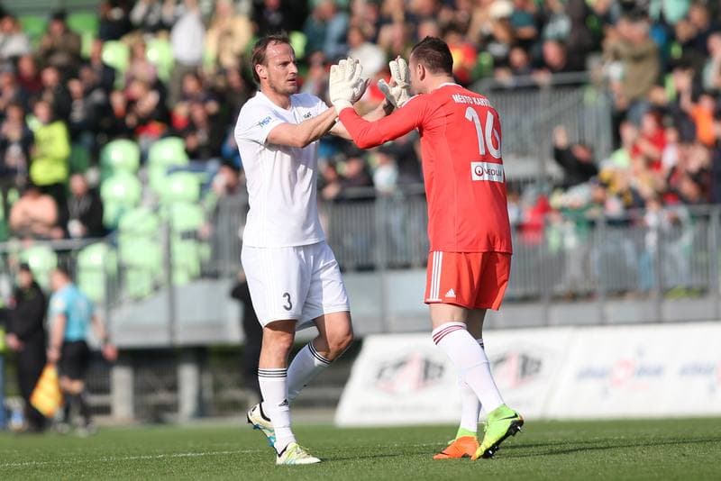 Football. ePojisteni.cz 1 liga. MFK Karvina - FC Hradec Kralove. 30.04.2017