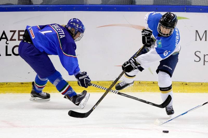 Ice Hockey. Women's World Championship. Kazakhstan - Italy. 14.04.2017