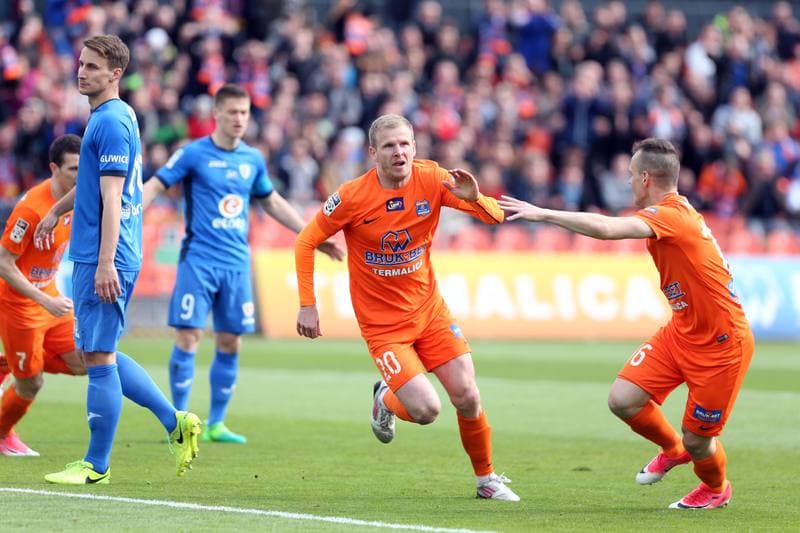 Football. Lotto Ekstraklasa. Bruk-Bet Termalica Nieciecza - Piast Gliwice. 17.04.2017