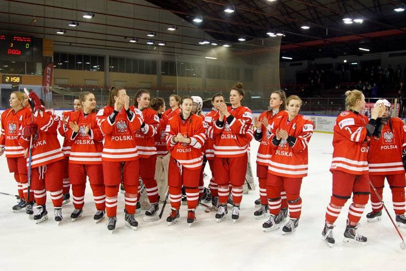 Ice Hockey. Women's World Championship. China - Poland. 14.04.2017