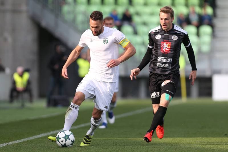Football. ePojisteni.cz 1 liga. MFK Karvina - FC Hradec Kralove. 30.04.2017