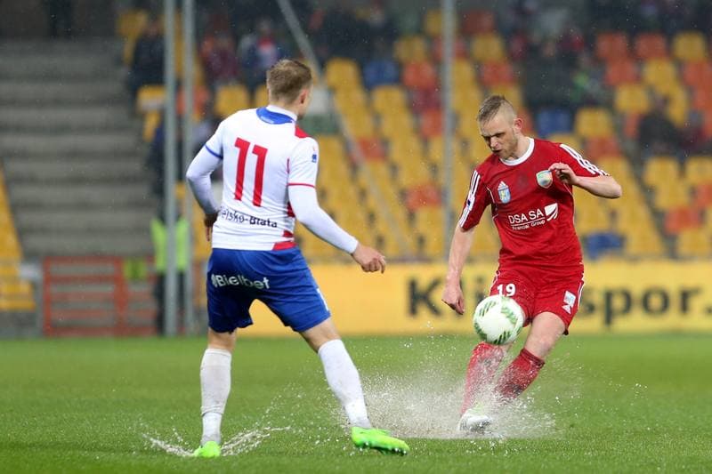 Football. Nice I Liga. Podbeskidzie Bielsko-Biala - Miedz Legnica. 28.04.2017
