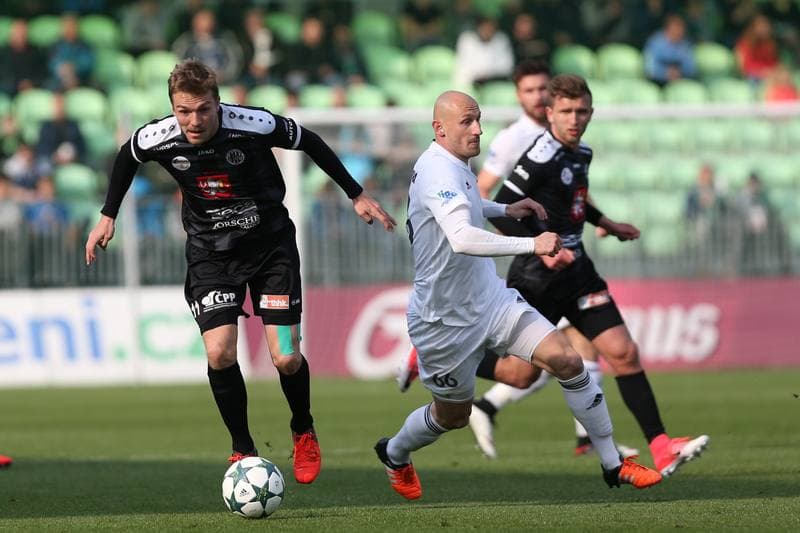 Football. ePojisteni.cz 1 liga. MFK Karvina - FC Hradec Kralove. 30.04.2017