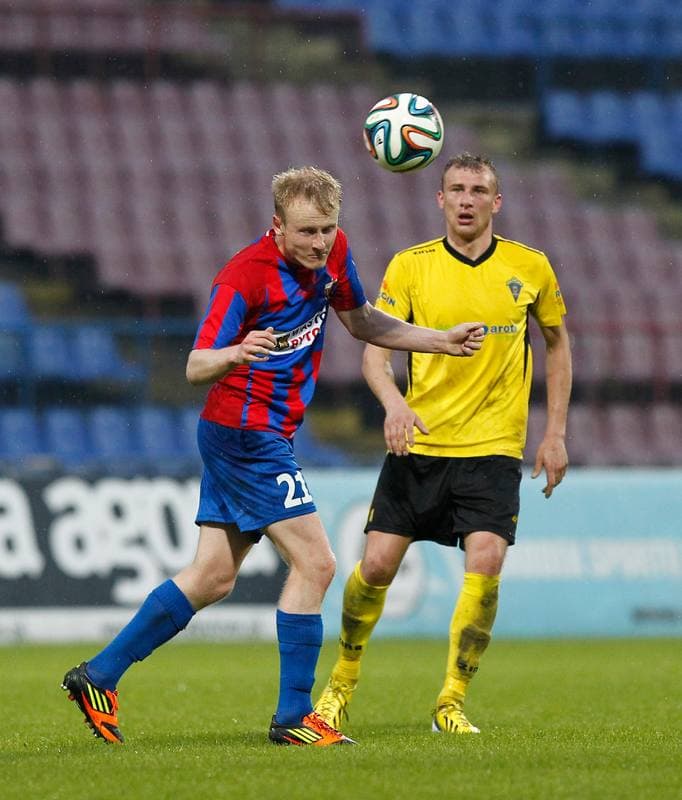 Football. II Liga. Polonia Bytom - Jarota Jarocin. 16.05.2014