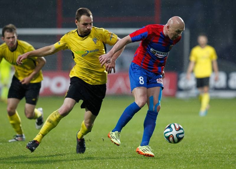 Football. II Liga. Polonia Bytom - Jarota Jarocin. 16.05.2014