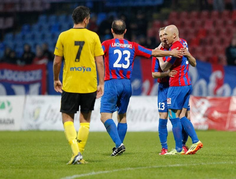 Football. II Liga. Polonia Bytom - Jarota Jarocin. 16.05.2014