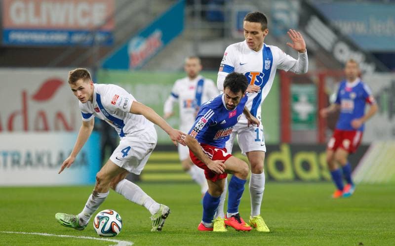 Football. T-Mobile Ekstraklasa. Piast Gliwice - Lech Poznan. 23.11.2014