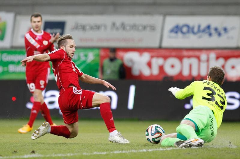 Football. T-Mobile Ekstraklasa. Podbeskidzie Bielsko Biala - Piast Gliwice. 03.11.2014