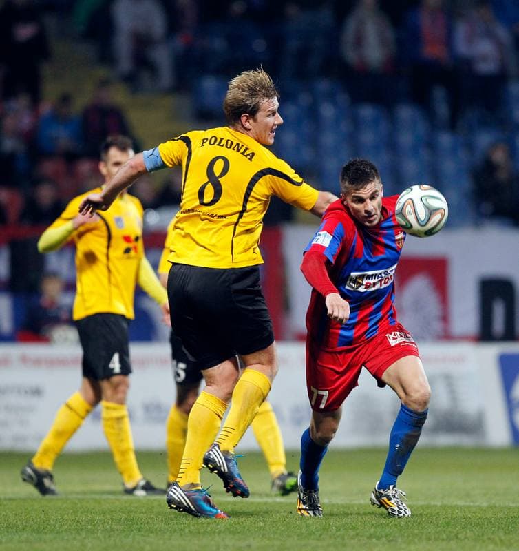 Football. III Liga Opolsko - Slaska. Polonia Bytom - Polonia Laziska Gorne. 11.11.2014