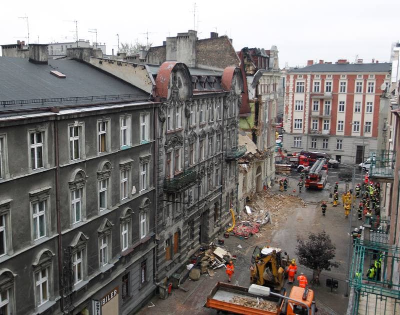 Demolition of Tenement House at Chopin Street Destroyed by Gas Explosion. Katowice. 23.10.2014