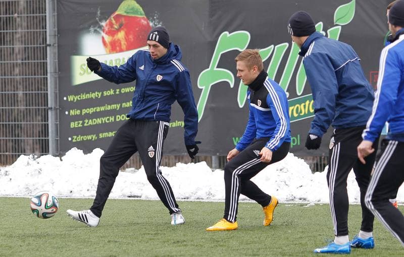 Football. Piast Gliwice. Training. 03.03.2015