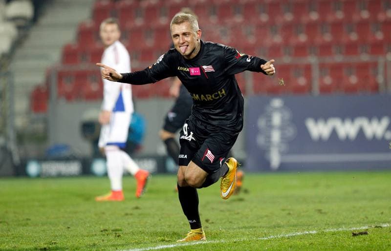 Football. T-Mobile Ekstraklasa. Cracovia Krakow - Gornik Zabrze. 24.11.2014