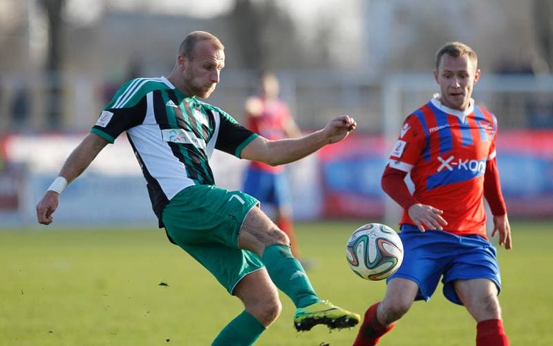 Football. II Liga. Rakow Czestochowa - Energetyk ROW Rybnik. 23.11.2014