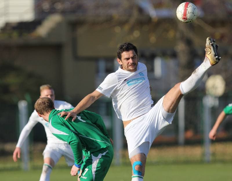 Football. III Liga Opolsko - Slaska. Grunwald Ruda Slaska - Rekord Bielsko Biala. 11.11.2014