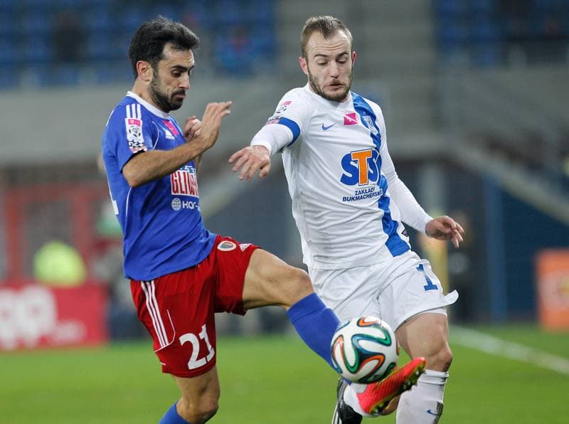 Football. T-Mobile Ekstraklasa. Piast Gliwice - Lech Poznan. 23.11.2014