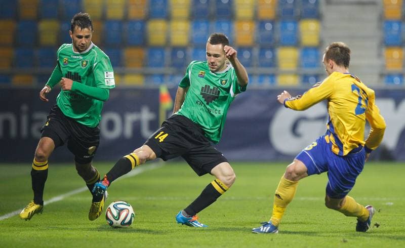 Football. I Liga. Arka Gdynia - GKS Katowice. 16.11.2014