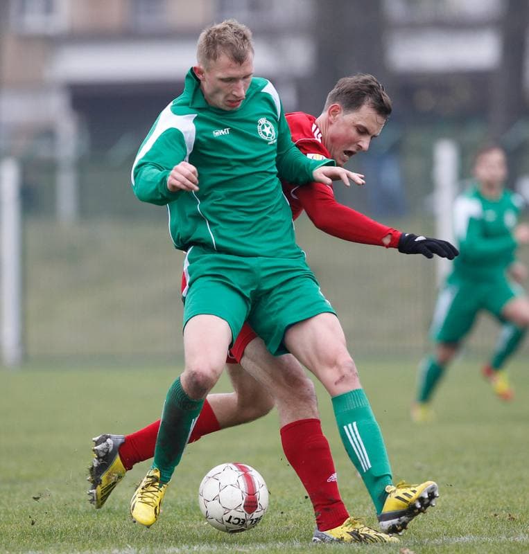Football. III Liga Opolsko Slaska. Grunwald Ruda Slaska - Piast II Gliwice. 15.11.2014