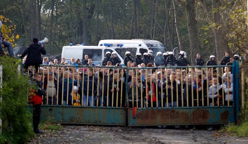 Football. III Liga Slasko Opolska. Szombierki Bytom - Polonia Bytom. 25.10.2014