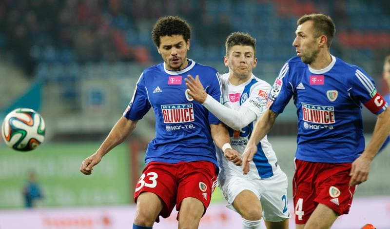 Football. T-Mobile Ekstraklasa. Piast Gliwice - Lech Poznan. 23.11.2014
