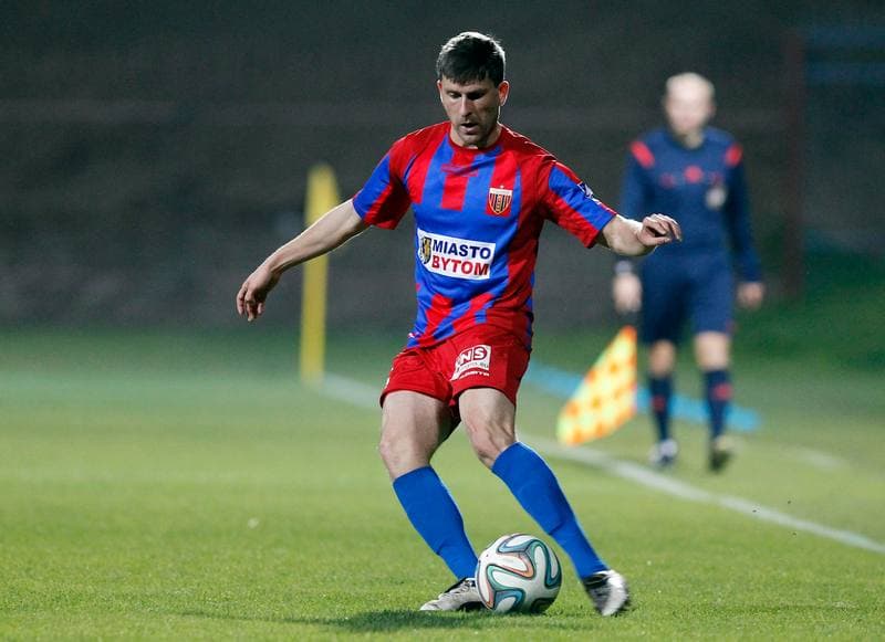 Football. III Liga Opolsko - Slaska. Polonia Bytom - Polonia Laziska Gorne. 11.11.2014