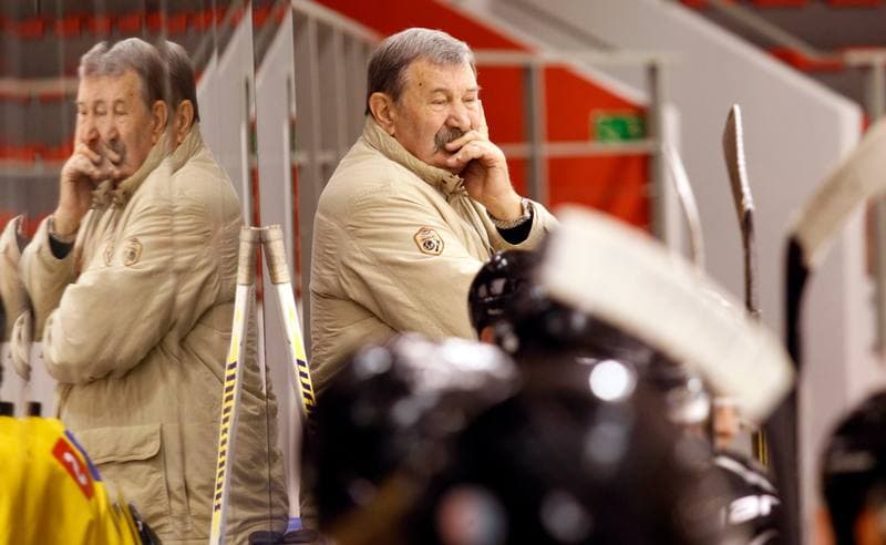 Ice Hockey. Polska Hokej Liga. HC GKS Katowice - Cracovia Krakow. 19.10.2014