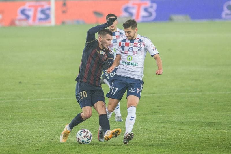 Football. PKO BP Ekstraklasa. Gornik Zabrze - Pogon Szczecin. 27.11.2020