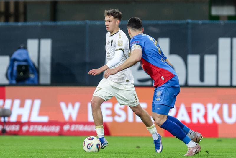 Football. PKO BP Ekstraklasa. Piast Gliwice - Pogon Szczecin. 13.04.2026