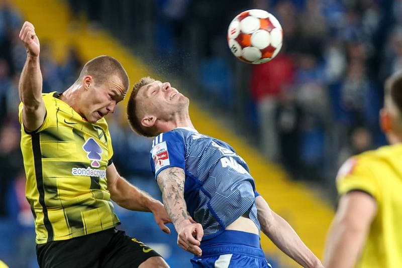 Football. Betclic I liga. Ruch Chorzow - Wieczysta Krakow. 11.04.2026