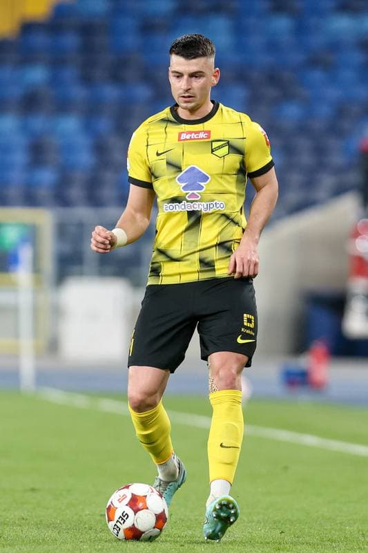 Football. Betclic I liga. Ruch Chorzow - Wieczysta Krakow. 11.04.2026