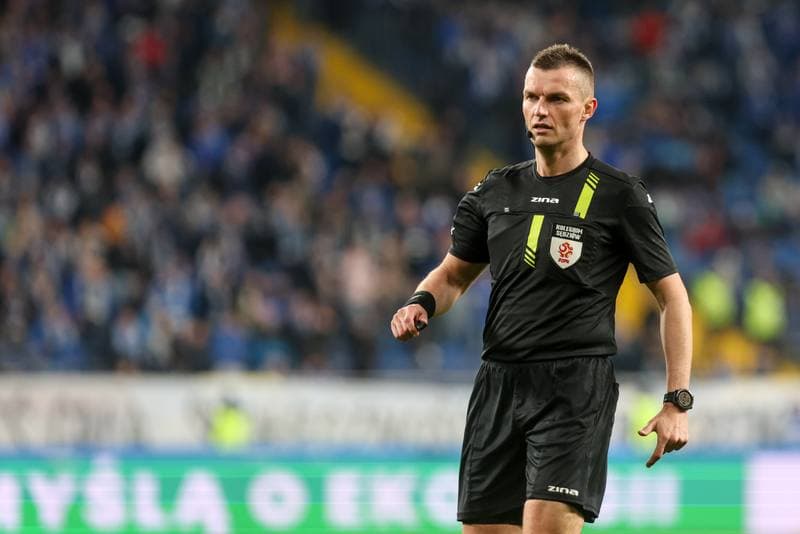 Football. Betclic I liga. Ruch Chorzow - Wieczysta Krakow. 11.04.2026