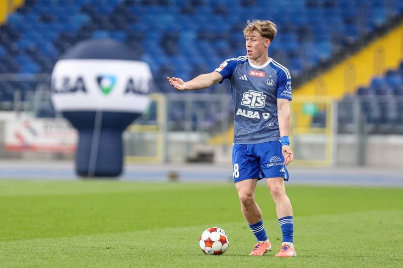Football. Betclic I liga. Ruch Chorzow - Wieczysta Krakow. 11.04.2026