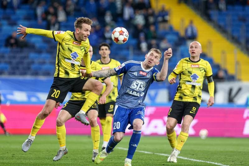 Football. Betclic I liga. Ruch Chorzow - Wieczysta Krakow. 11.04.2026