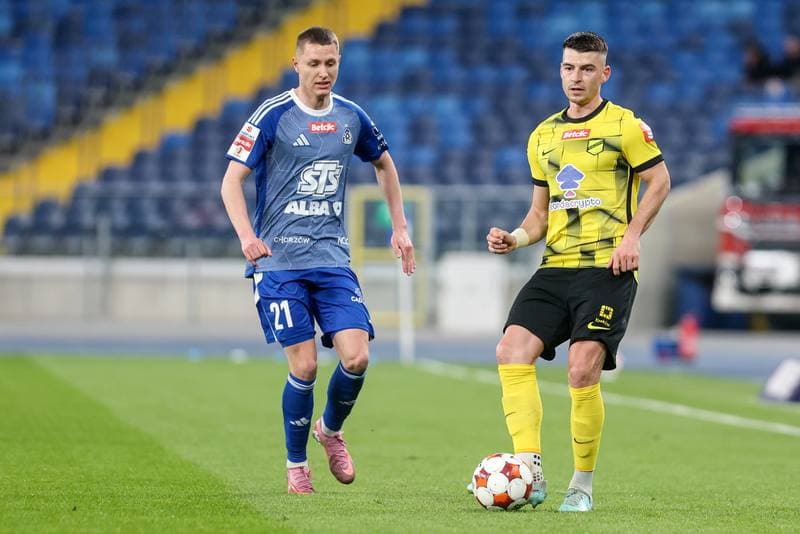 Football. Betclic I liga. Ruch Chorzow - Wieczysta Krakow. 11.04.2026