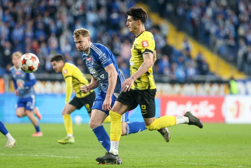 Football. Betclic I liga. Ruch Chorzow - Wieczysta Krakow. 11.04.2026