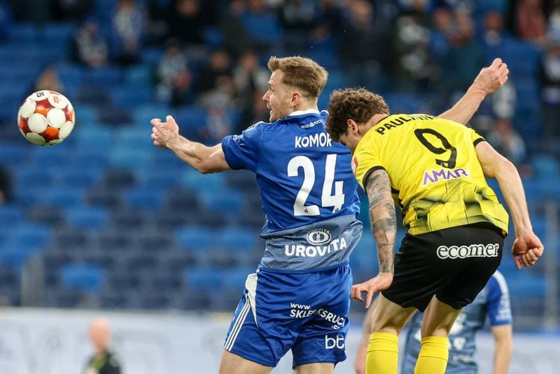 Football. Betclic I liga. Ruch Chorzow - Wieczysta Krakow. 11.04.2026