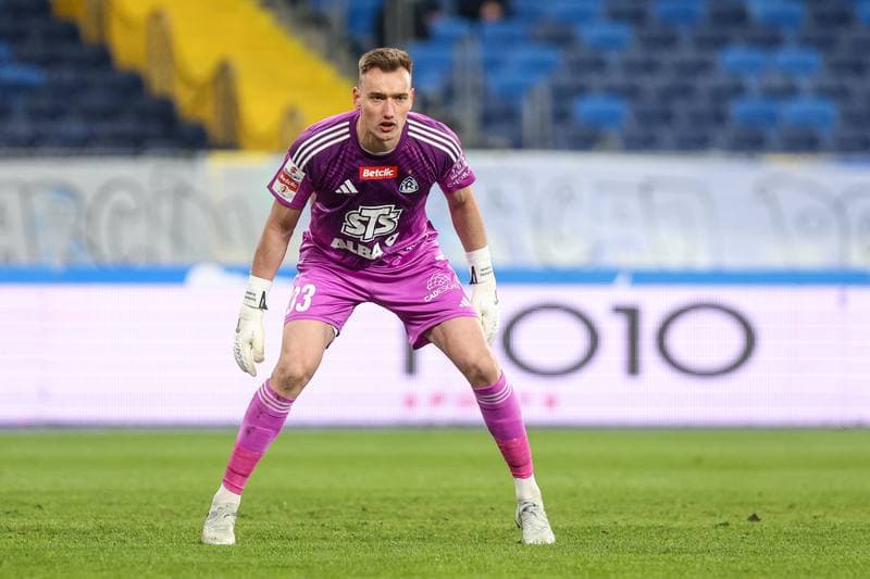 Football. Betclic I liga. Ruch Chorzow - Wieczysta Krakow. 11.04.2026