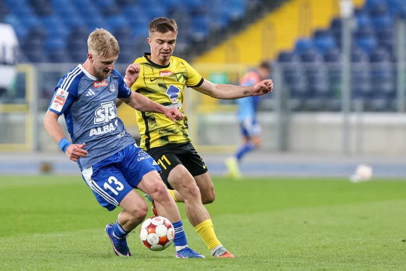 Football. Betclic I liga. Ruch Chorzow - Wieczysta Krakow. 11.04.2026