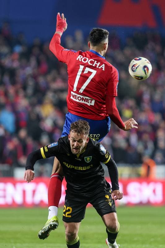 Football. STS Puchar Polski. Rakow Czestochowa - GKS Katowice. 09.04.2026