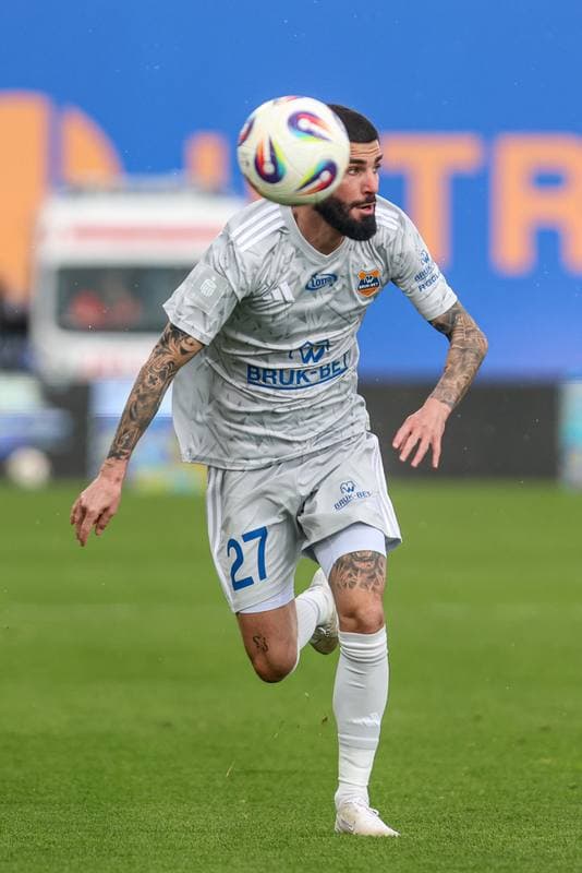 Football. PKO BP Ekstraklasa. Bruk-Bet Termalica Nieciecza - Piast Gliwice. 06.04.2026