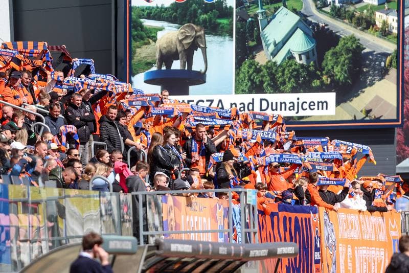 Football. PKO BP Ekstraklasa. Bruk-Bet Termalica Nieciecza - Piast Gliwice. 06.04.2026