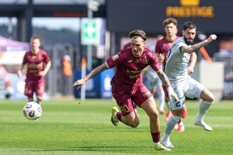 Football. PKO BP Ekstraklasa. Bruk-Bet Termalica Nieciecza - Piast Gliwice. 06.04.2026