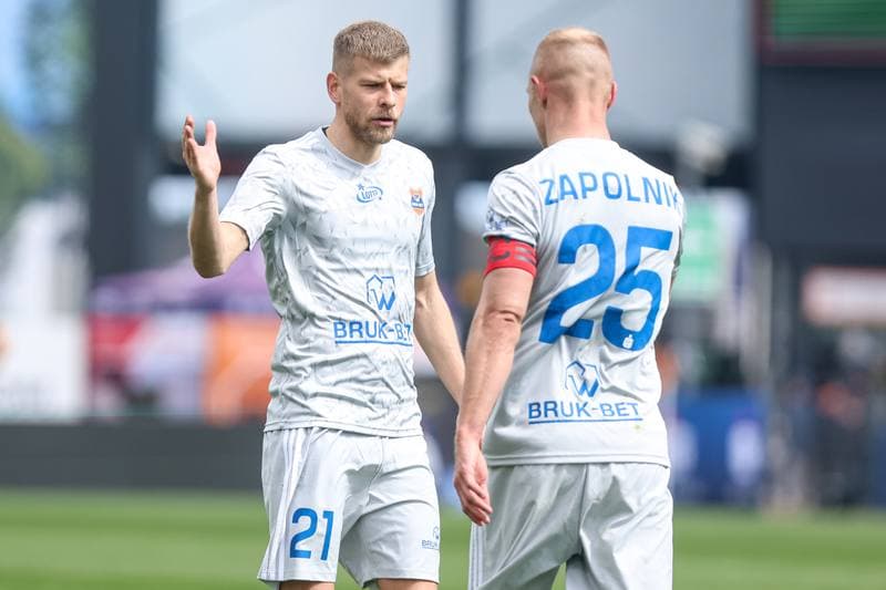 Football. PKO BP Ekstraklasa. Bruk-Bet Termalica Nieciecza - Piast Gliwice. 06.04.2026