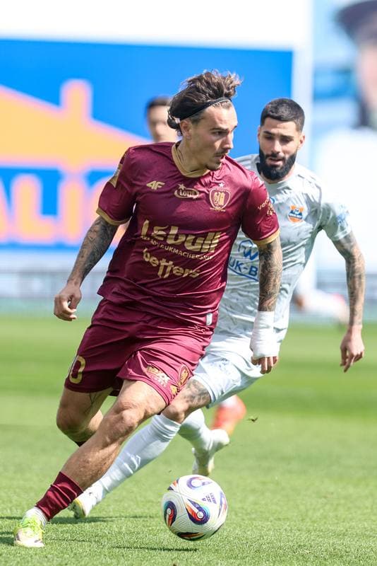 Football. PKO BP Ekstraklasa. Bruk-Bet Termalica Nieciecza - Piast Gliwice. 06.04.2026