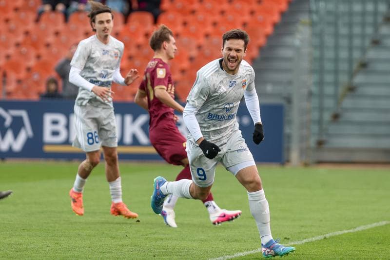 Football. PKO BP Ekstraklasa. Bruk-Bet Termalica Nieciecza - Piast Gliwice. 06.04.2026