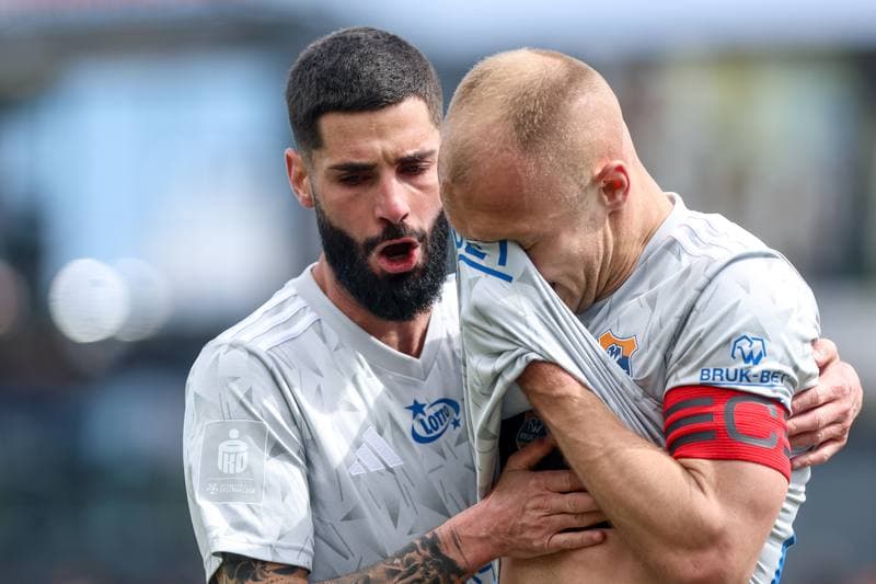 Football. PKO BP Ekstraklasa. Bruk-Bet Termalica Nieciecza - Piast Gliwice. 06.04.2026